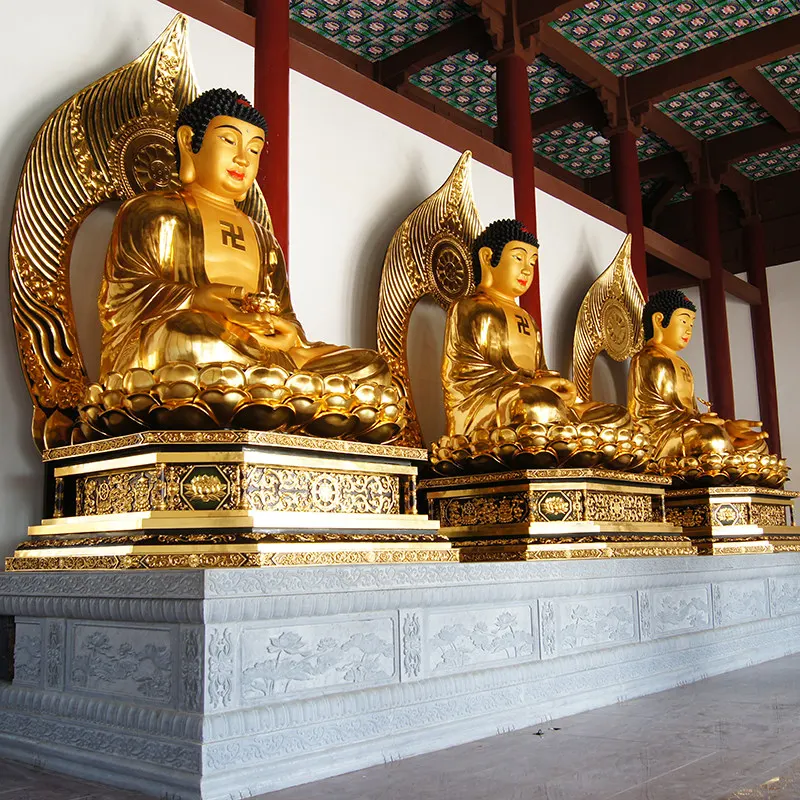 Patung Buddha 6.6 Meter Berlapis Emas Gangsa